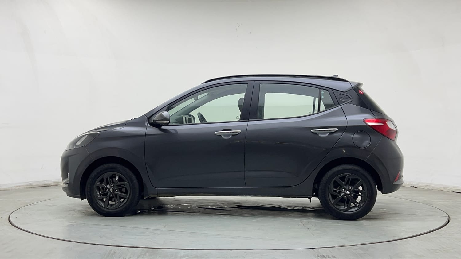 Used 2021 Hyundai Grand i10 Nios Sportz 1.2 Kappa VTVT Petrol Manual exterior LEFT SIDE VIEW