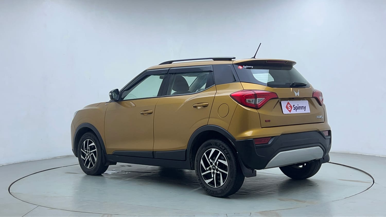 Used 2023 Mahindra XUV 300 TurboSport W8 Petrol Manual exterior LEFT REAR CORNER VIEW
