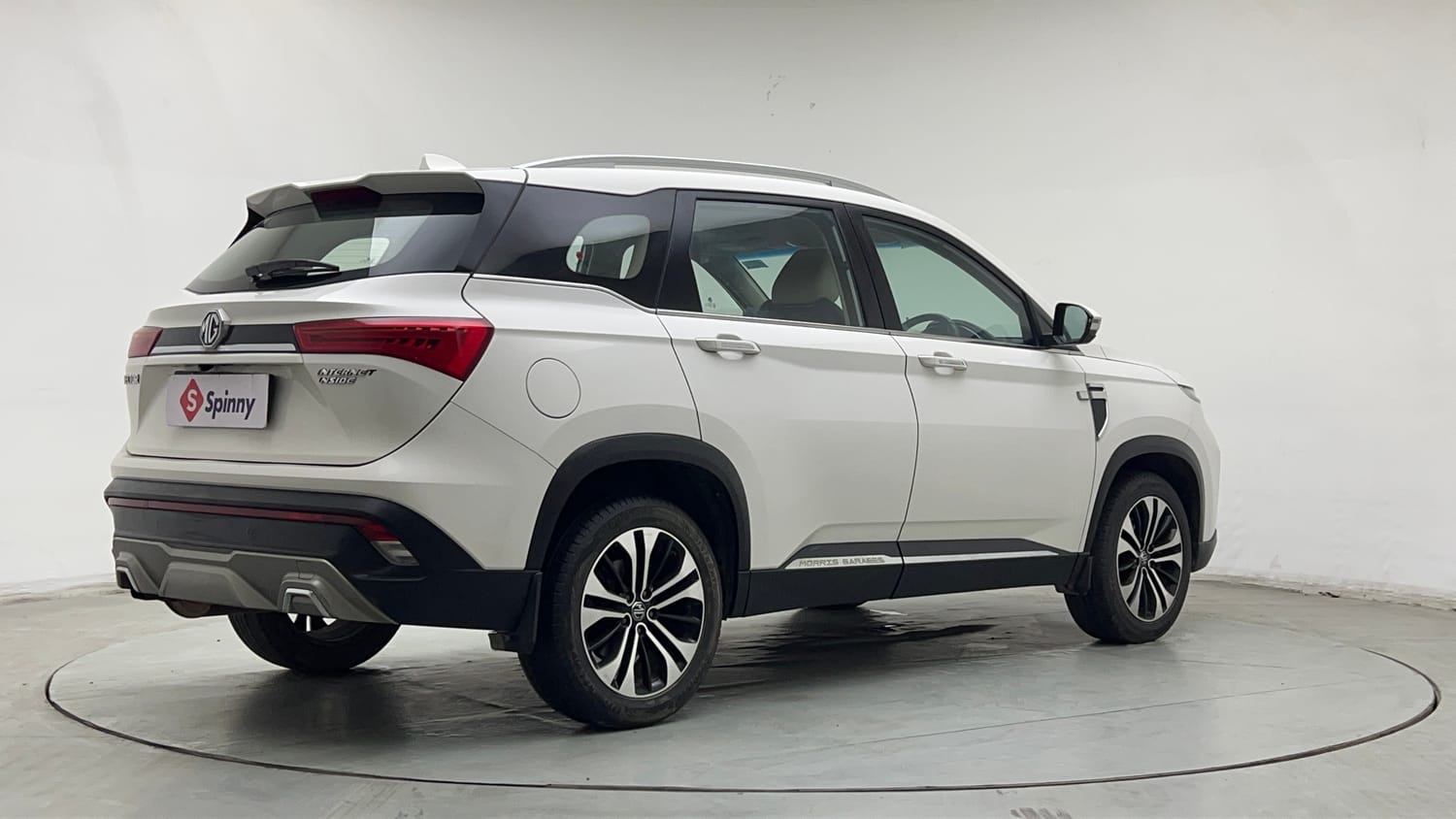 Used 2021 MG Motors Hector Sharp 1.5 Petrol CVT Petrol Automatic exterior RIGHT REAR CORNER VIEW