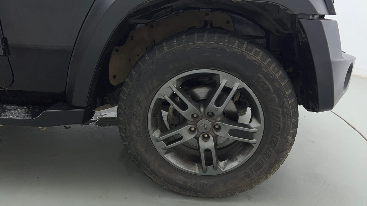 Used 2025 Mahindra Thar LX Hard Top Petrol MT 4WD Petrol Manual tyres RIGHT FRONT TYRE RIM VIEW