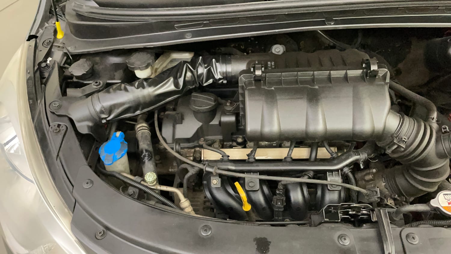 Used 2012 Hyundai i10 Sportz 1.2 Kappa2 Petrol Manual engine ENGINE RIGHT SIDE VIEW