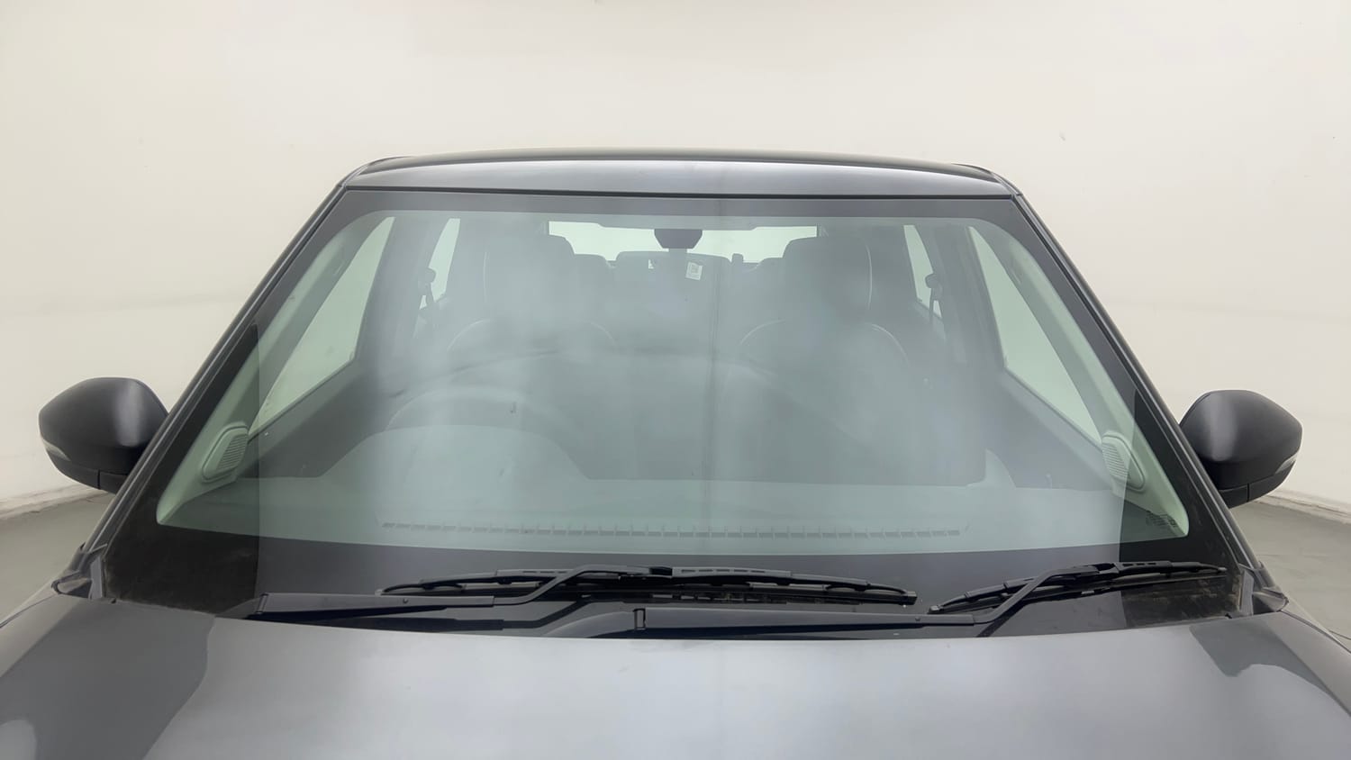 Used 2025 Tata Punch Pure MT Petrol Manual exterior FRONT WINDSHIELD VIEW