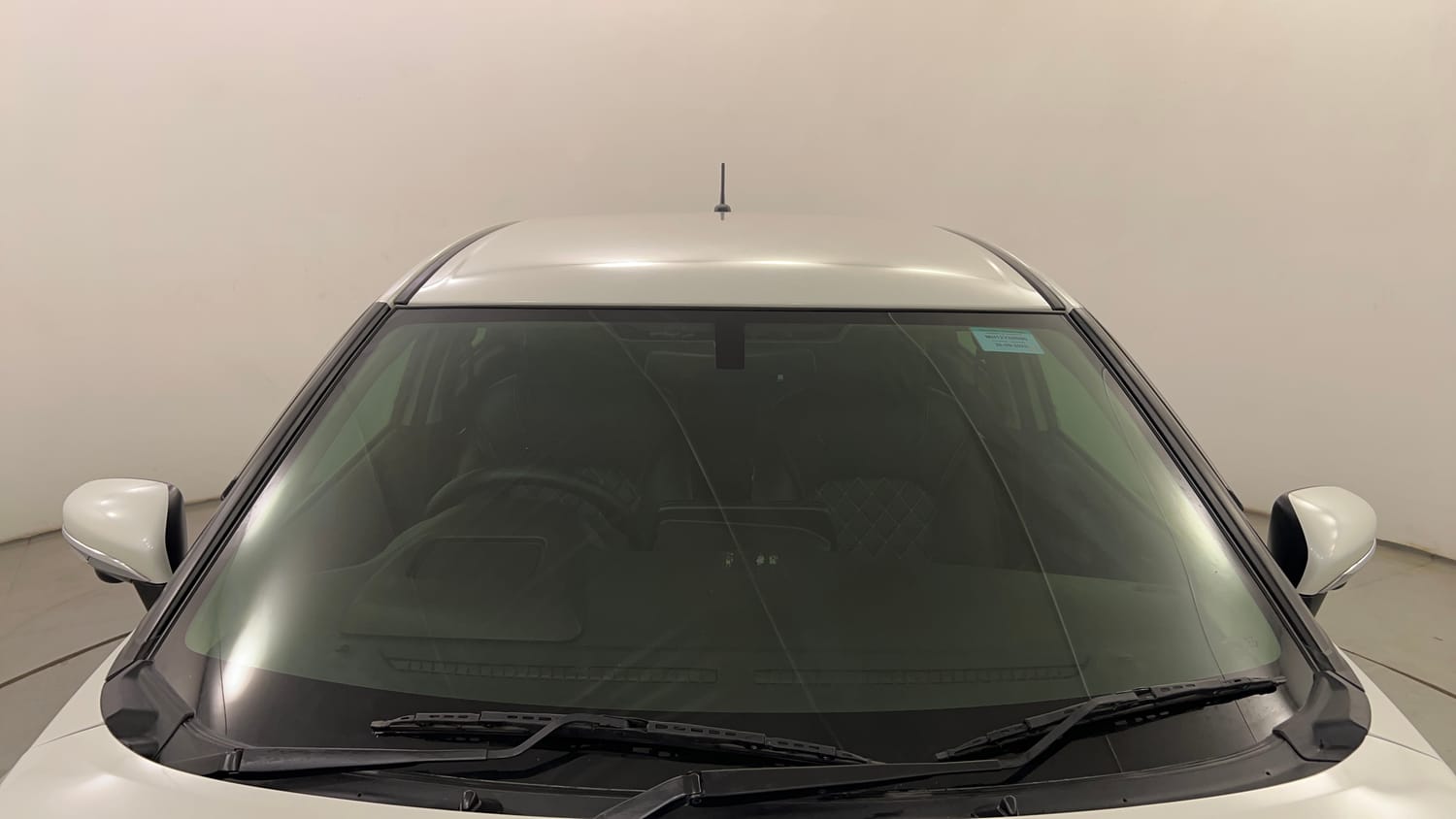 Used 2025 Maruti Suzuki Baleno Alpha AGS Petrol Automatic exterior FRONT WINDSHIELD VIEW