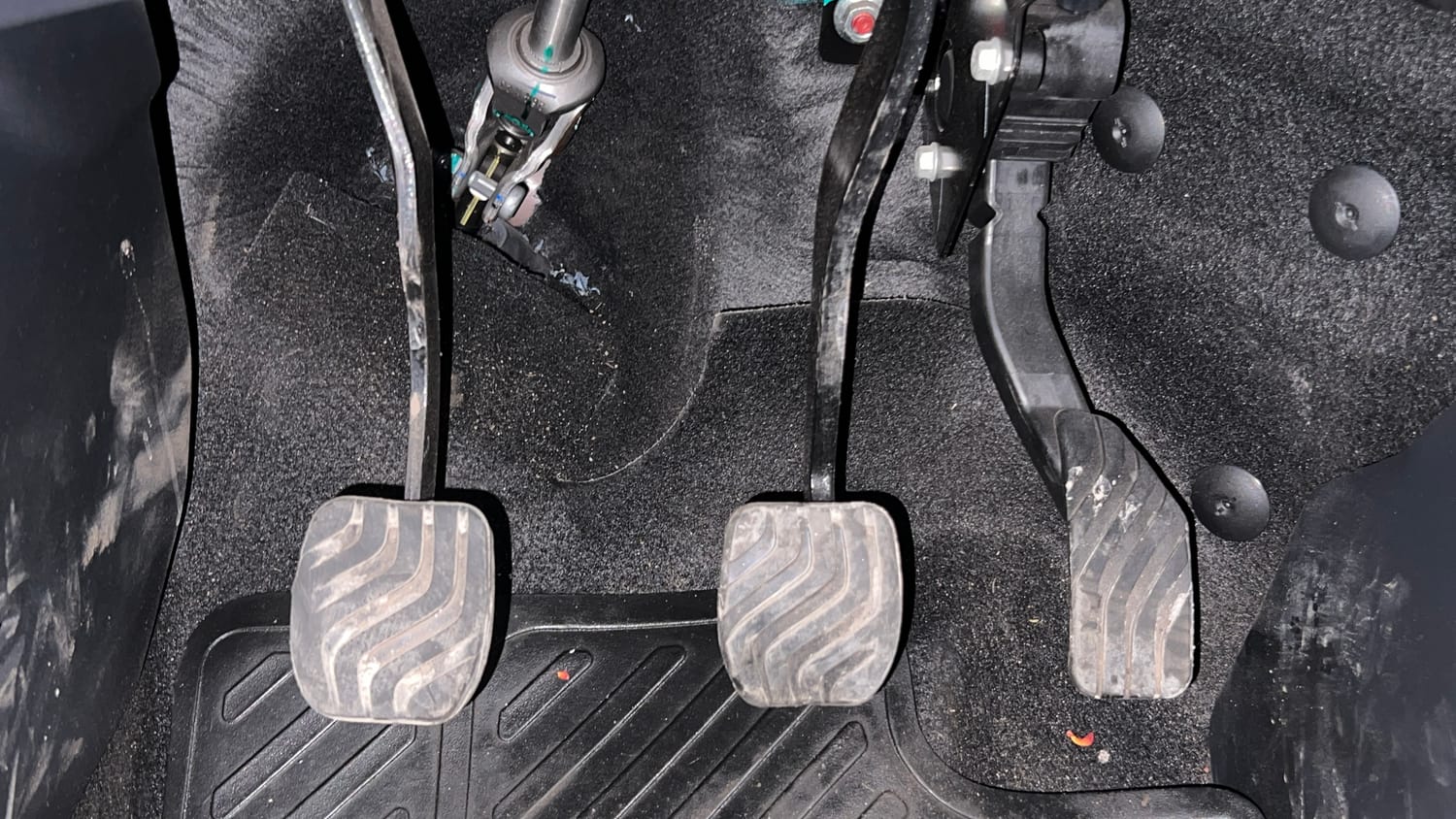 Used 2024 Nissan Magnite XV Petrol Manual interior PEDALS VIEW