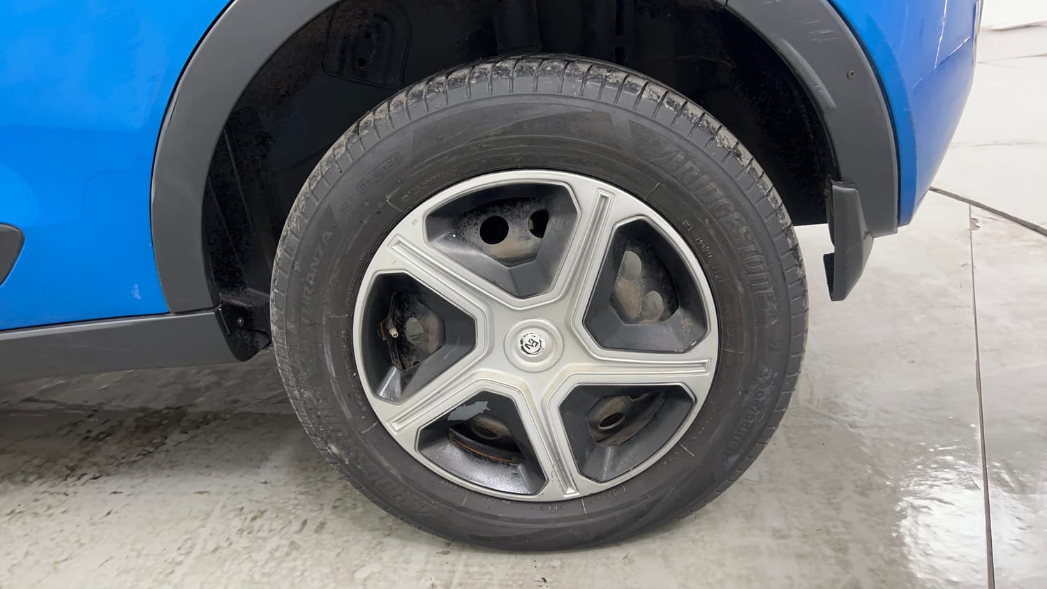 Used 2018 Tata Nexon XZ Diesel Diesel Manual tyres LEFT REAR TYRE RIM VIEW