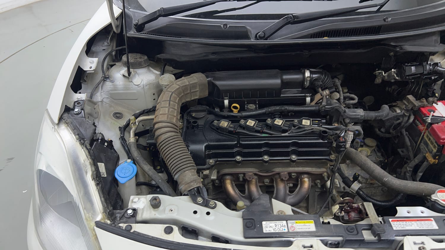 Used 2018 Maruti Suzuki Dzire VXi Petrol Manual engine ENGINE RIGHT SIDE VIEW
