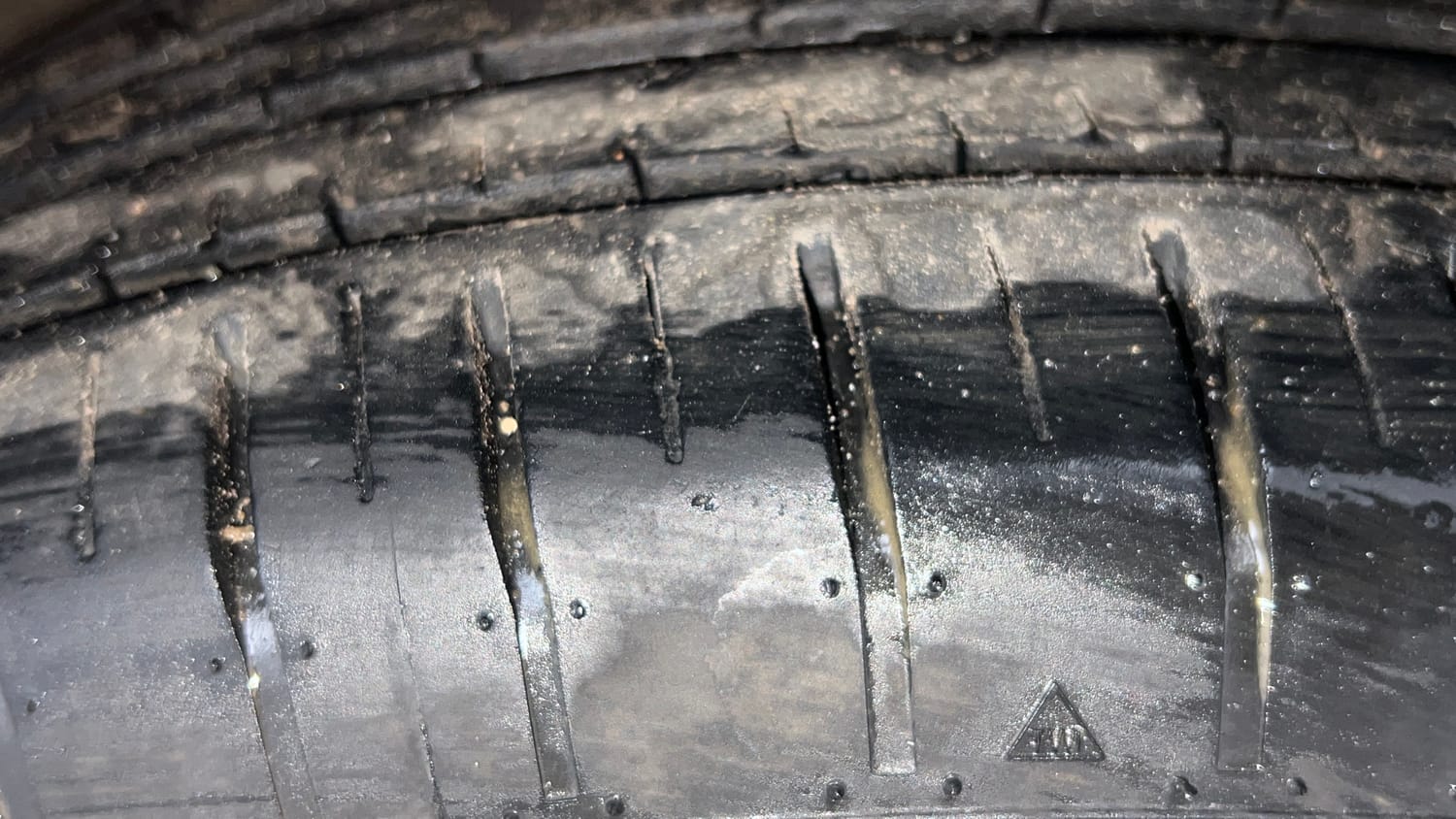 Used 2016 Honda City VX Petrol Manual tyres RIGHT FRONT TYRE TREAD VIEW