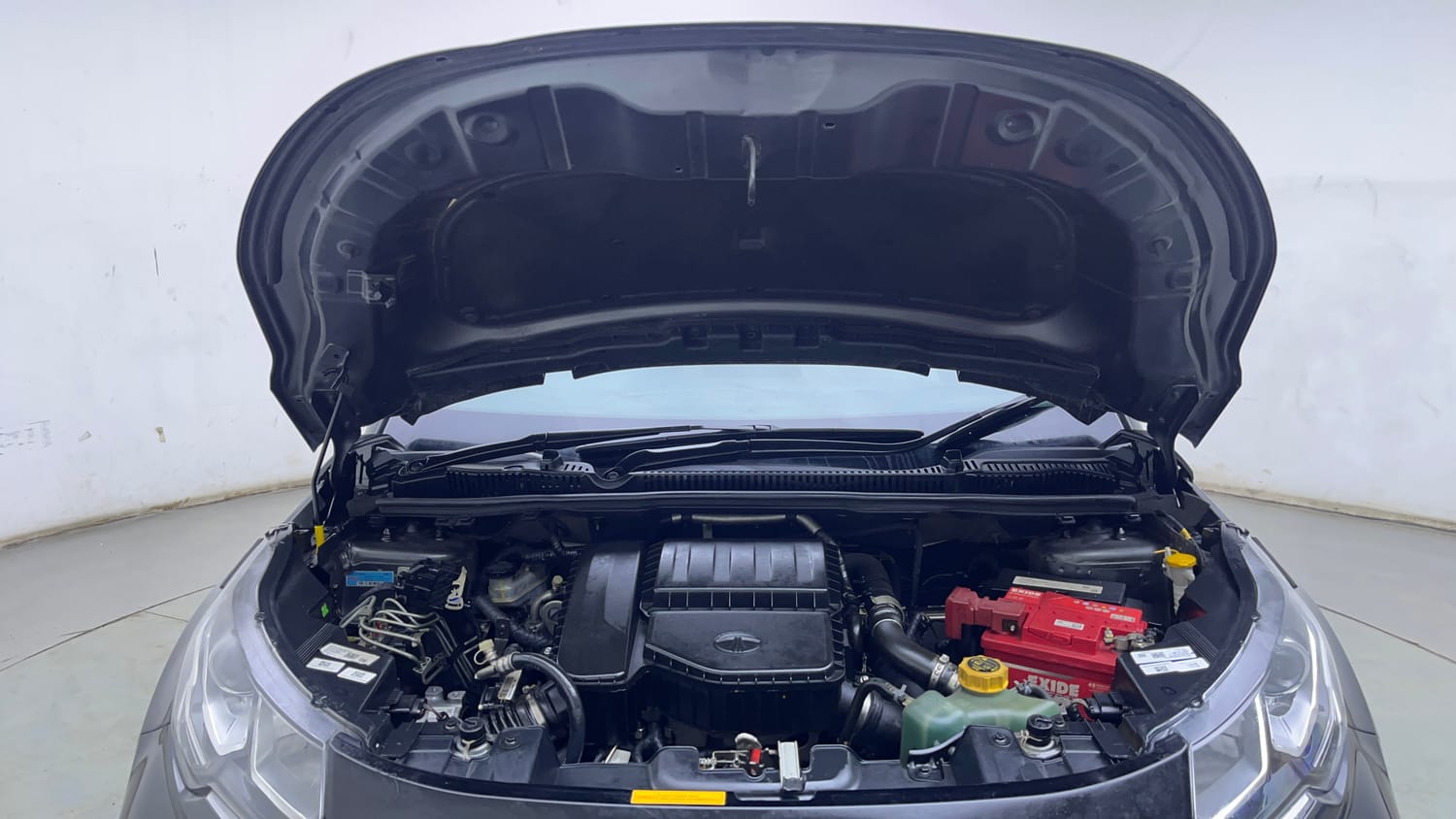 Used 2023 Tata Nexon XZ Plus Diesel Diesel Manual engine ENGINE & BONNET OPEN FRONT VIEW