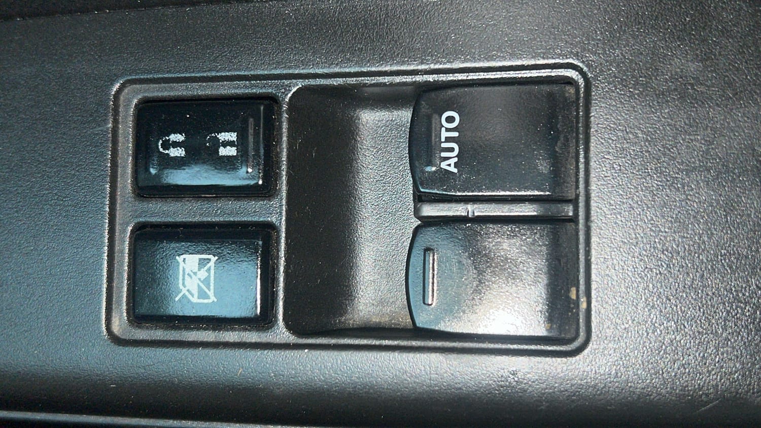 Used 2019 Maruti Suzuki Wagon R LXi 1.0 CNG Cng Manual top_features Power windows