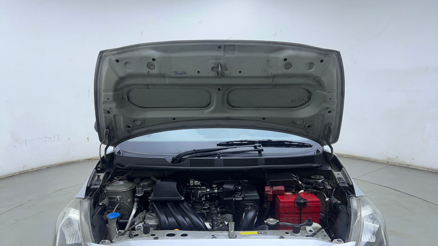Used 2014 Datsun GO T Petrol Manual engine ENGINE & BONNET OPEN FRONT VIEW