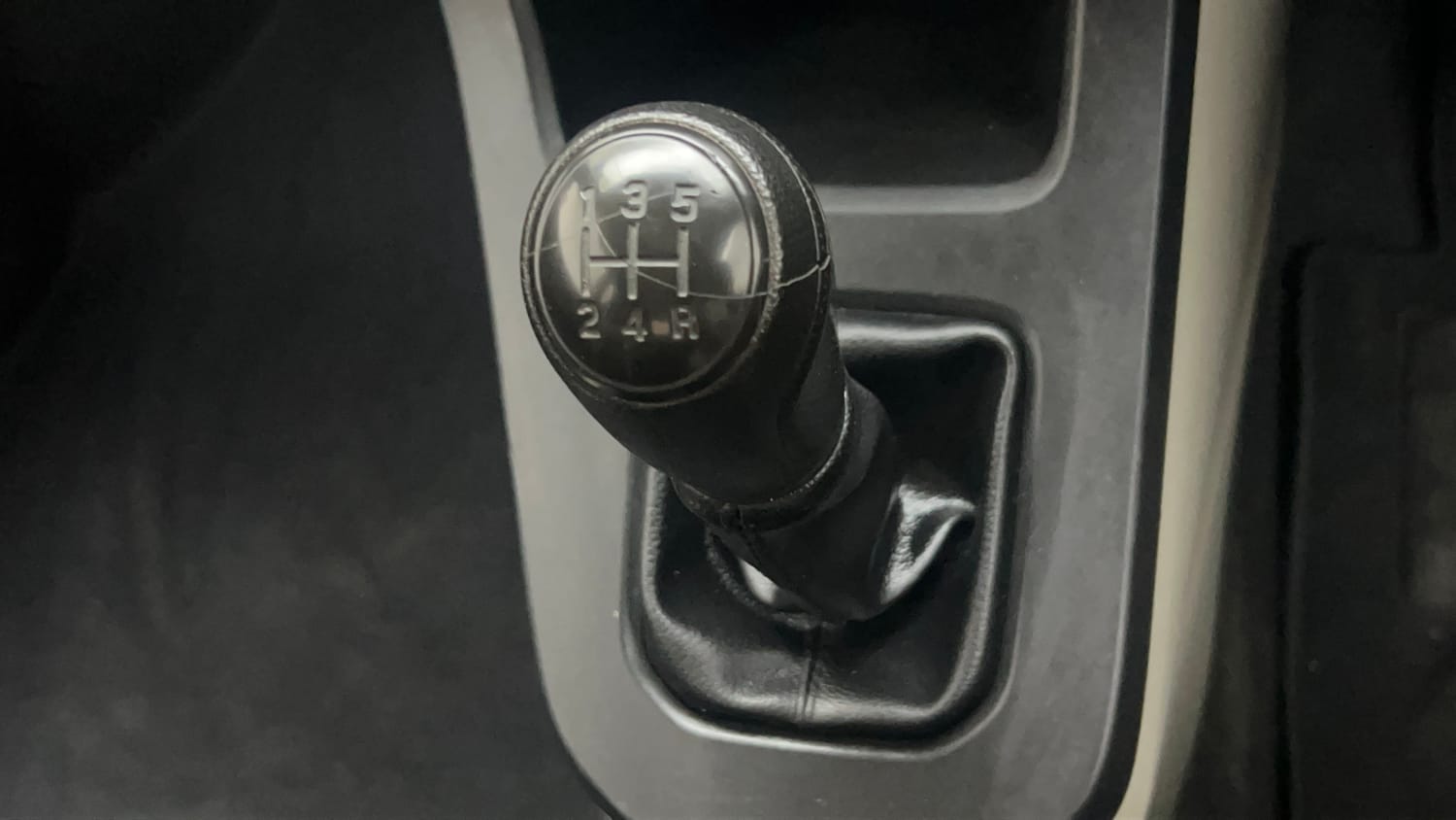 Used 2019 Maruti Suzuki Wagon R LXi 1.0 CNG Cng Manual interior GEAR  KNOB VIEW