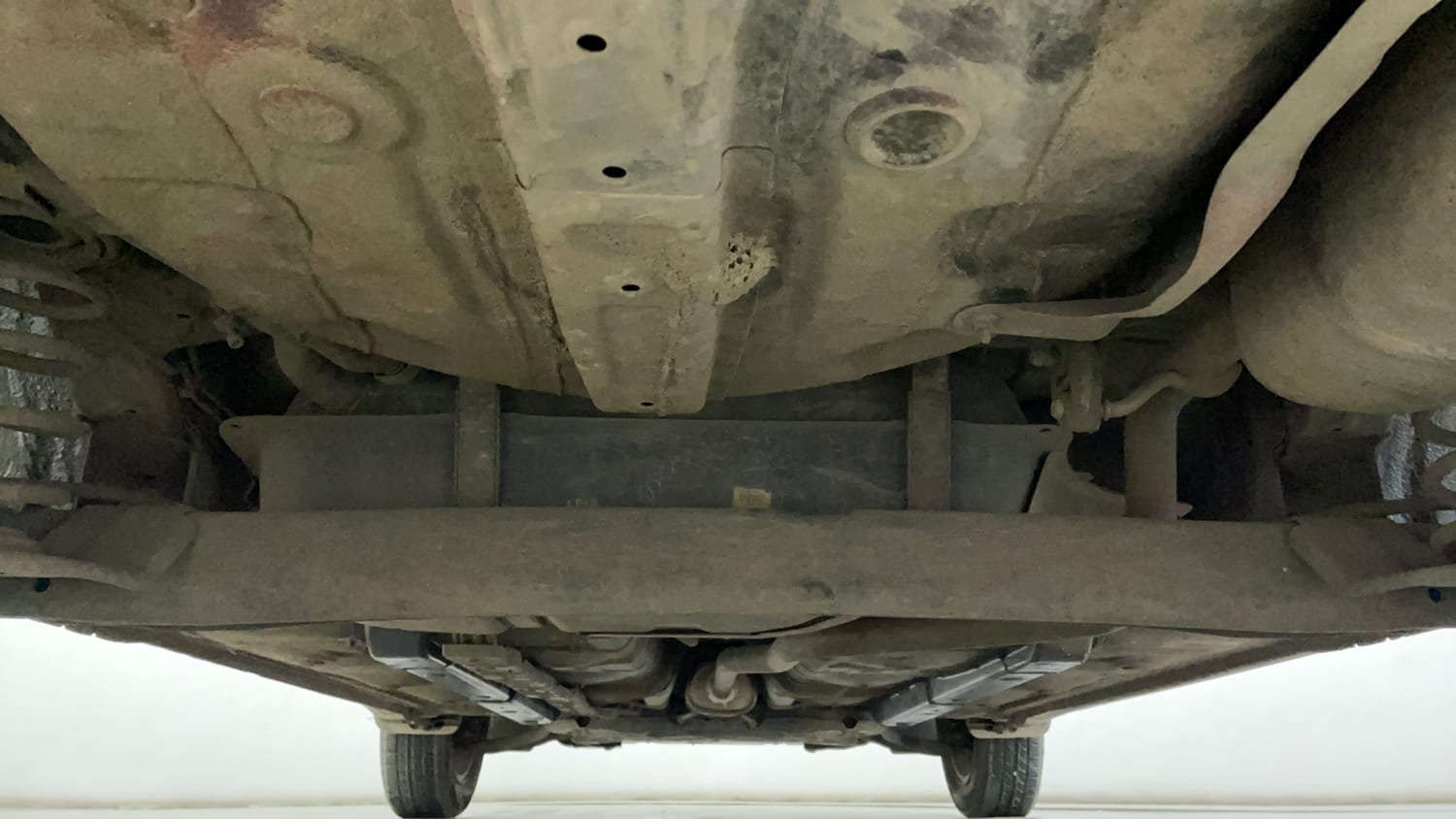 Used 2016 Hyundai Grand i10 Asta 1.2 Kappa VTVT Petrol Manual extra REAR UNDERBODY VIEW (TAKEN FROM REAR)