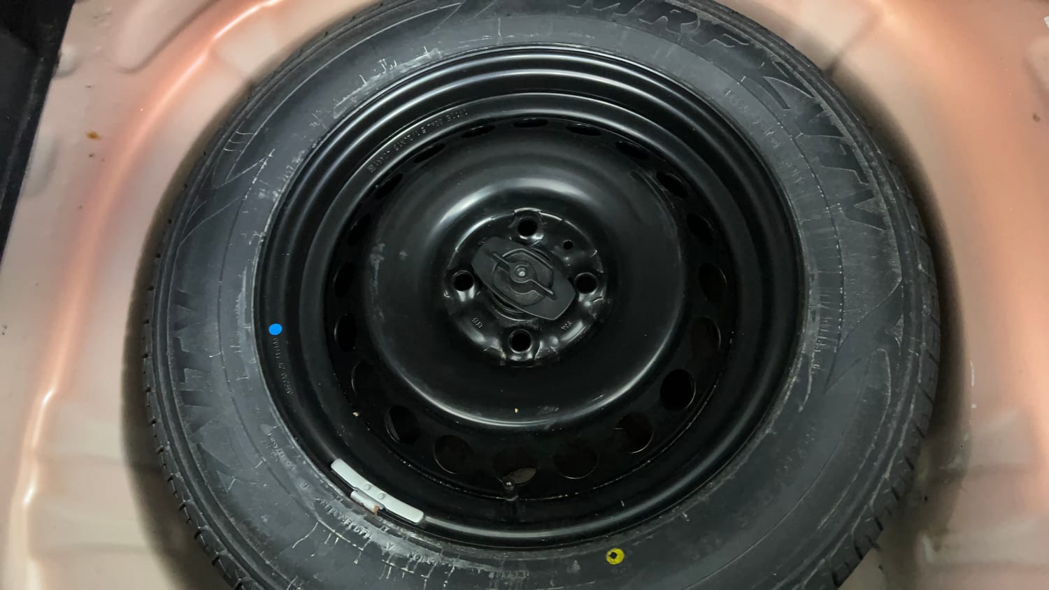 Used 2018 Maruti Suzuki Baleno Delta 1.2 Petrol Manual tyres SPARE TYRE VIEW