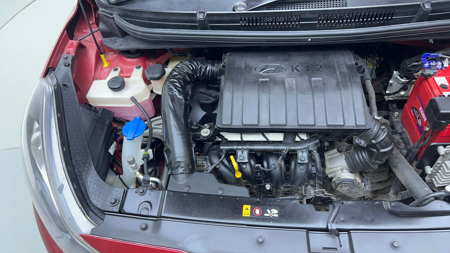 Used 2022 Hyundai Aura S 1.2 AMT Petrol Petrol Automatic engine ENGINE RIGHT SIDE VIEW