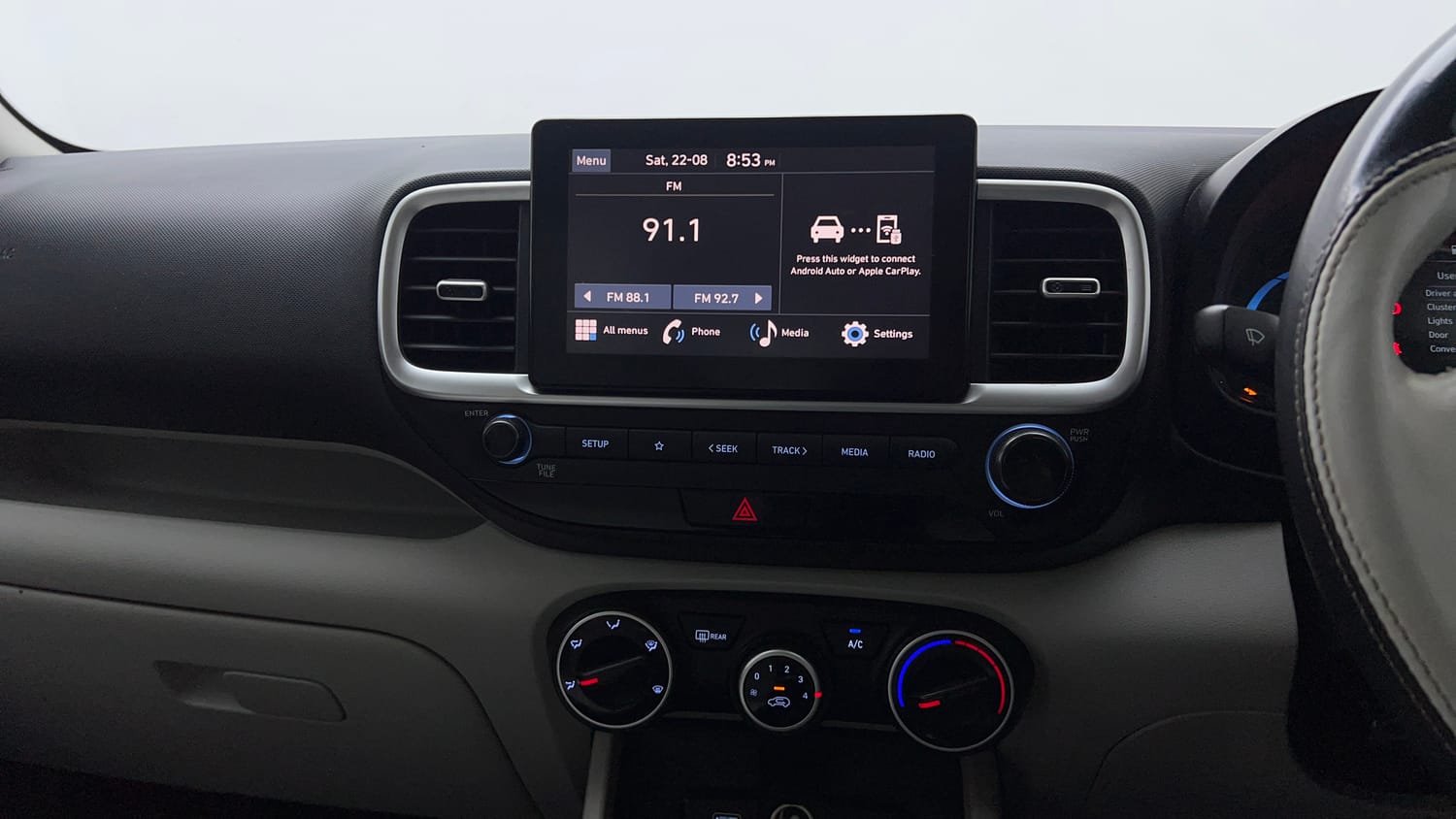 Used 2025 Hyundai Venue S Plus 1.2 Petrol MT Petrol Manual top_features Integrated (in-dash) music system