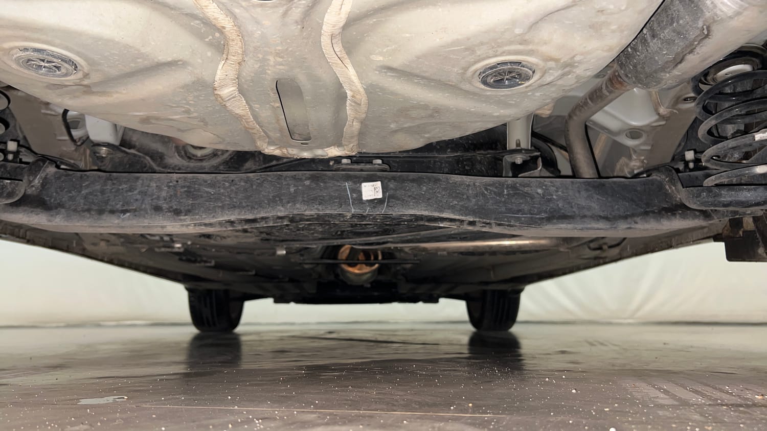Used 2024 Toyota Glanza G Petrol Manual extra REAR UNDERBODY VIEW (TAKEN FROM REAR)