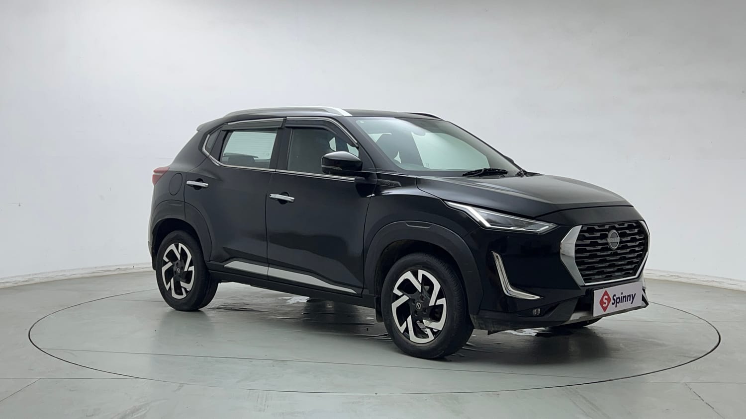 Used 2021 Nissan Magnite XV Premium Turbo Petrol Manual exterior RIGHT FRONT CORNER VIEW