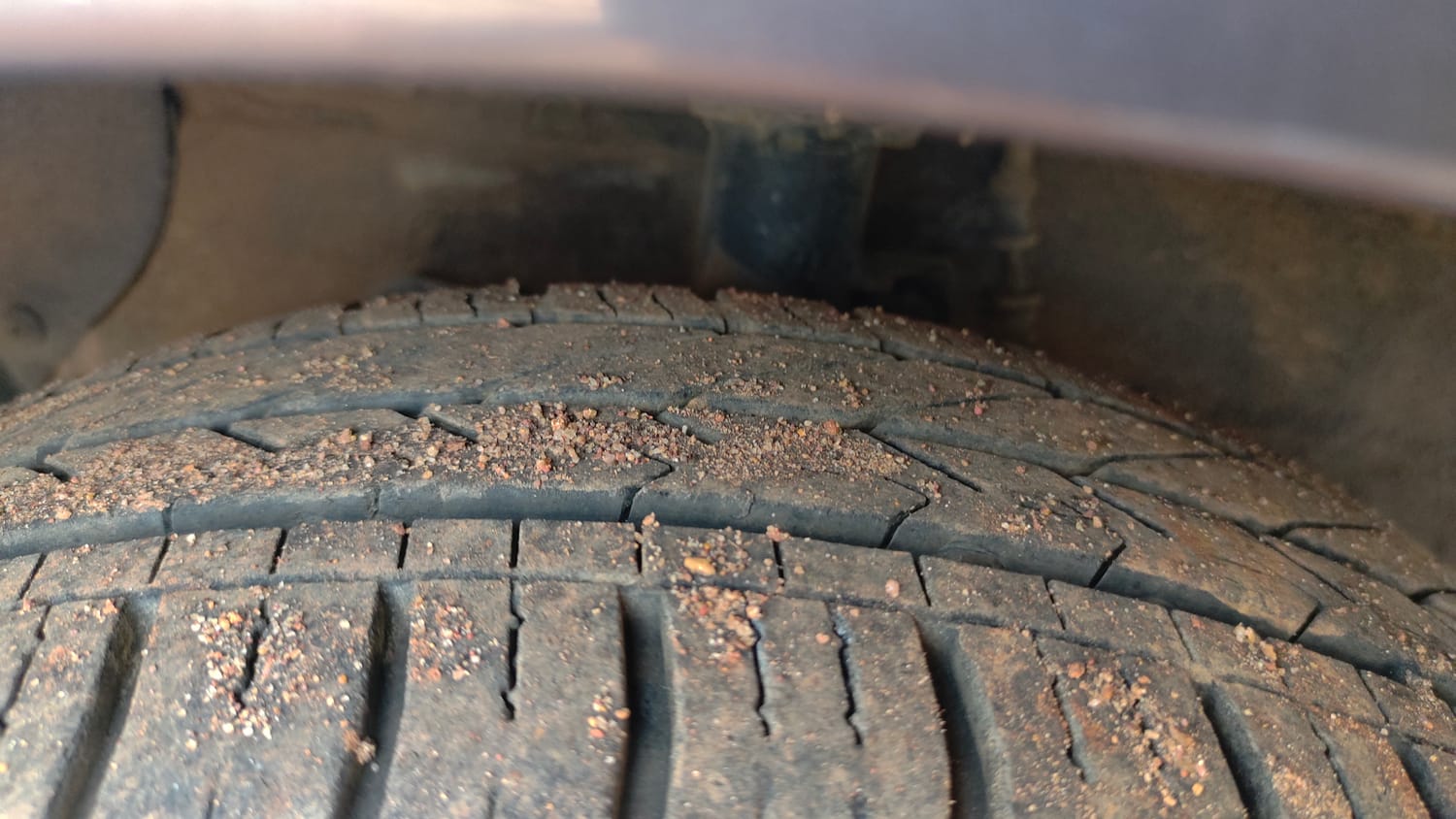 Used 2018 Hyundai Grand i10 Sportz 1.2 Kappa VTVT Petrol Manual tyres LEFT FRONT TYRE TREAD VIEW