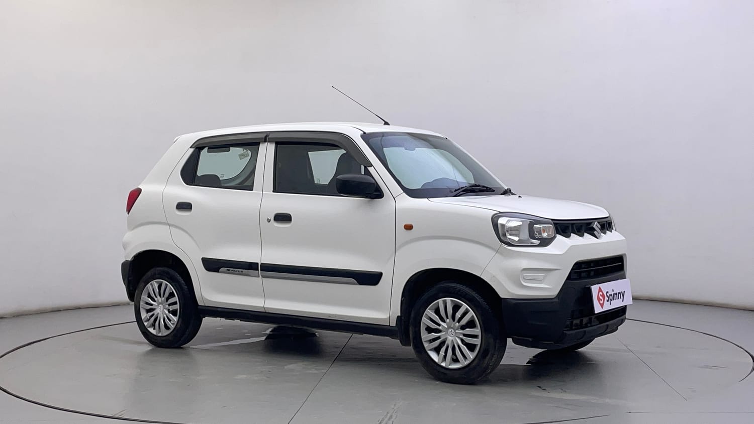 Used 2023 Maruti Suzuki S-Presso VXi S-CNG Cng Manual exterior RIGHT FRONT CORNER VIEW