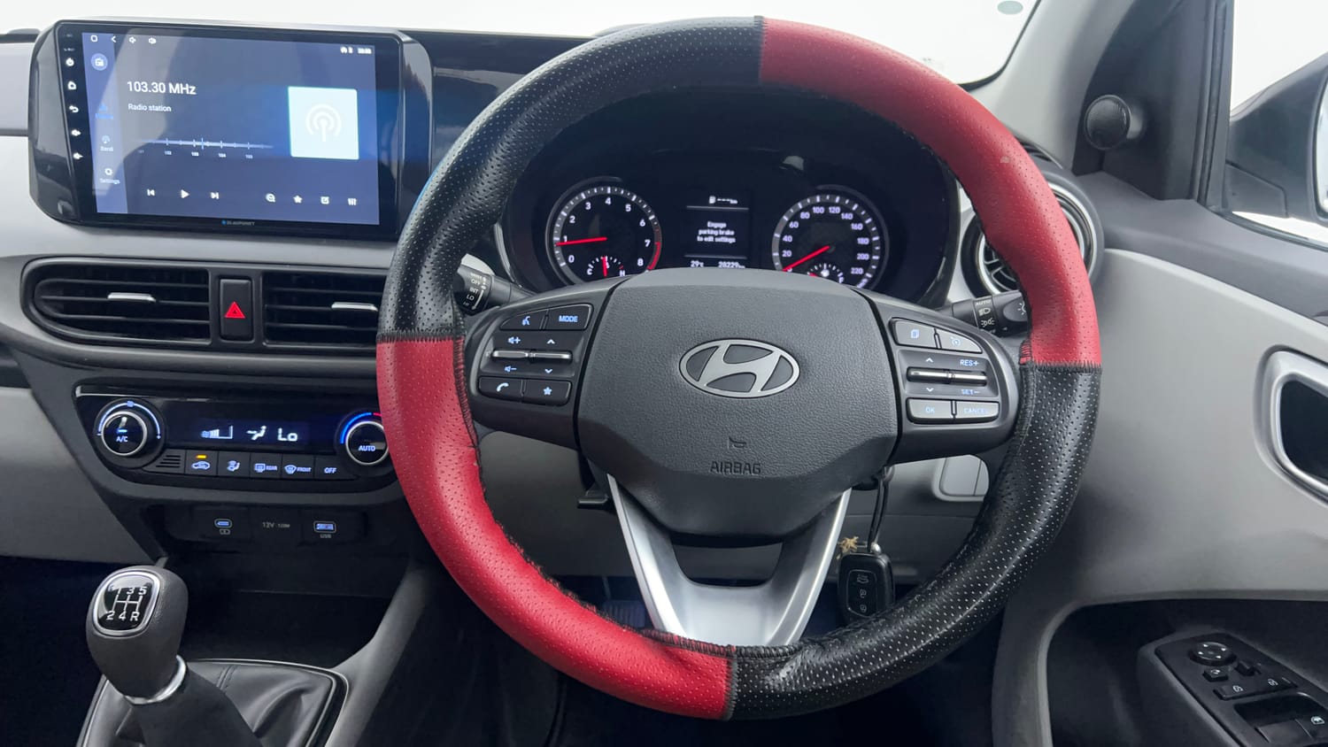 Used 2023 Hyundai Grand i10 Nios Sportz 1.2 Kappa VTVT Petrol Manual interior STEERING VIEW