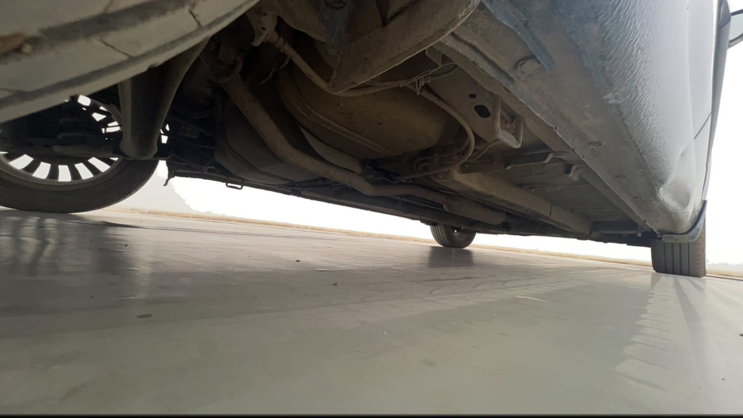 Used 2018 Maruti Suzuki Ciaz Alpha 1.4 MT Petrol Manual extra REAR RIGHT UNDERBODY VIEW