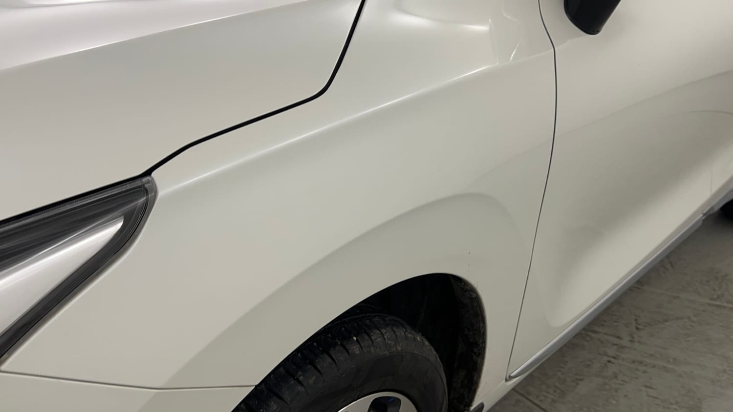 Used 2025 Maruti Suzuki Baleno Alpha AGS Petrol Automatic dents MINOR SCRATCH