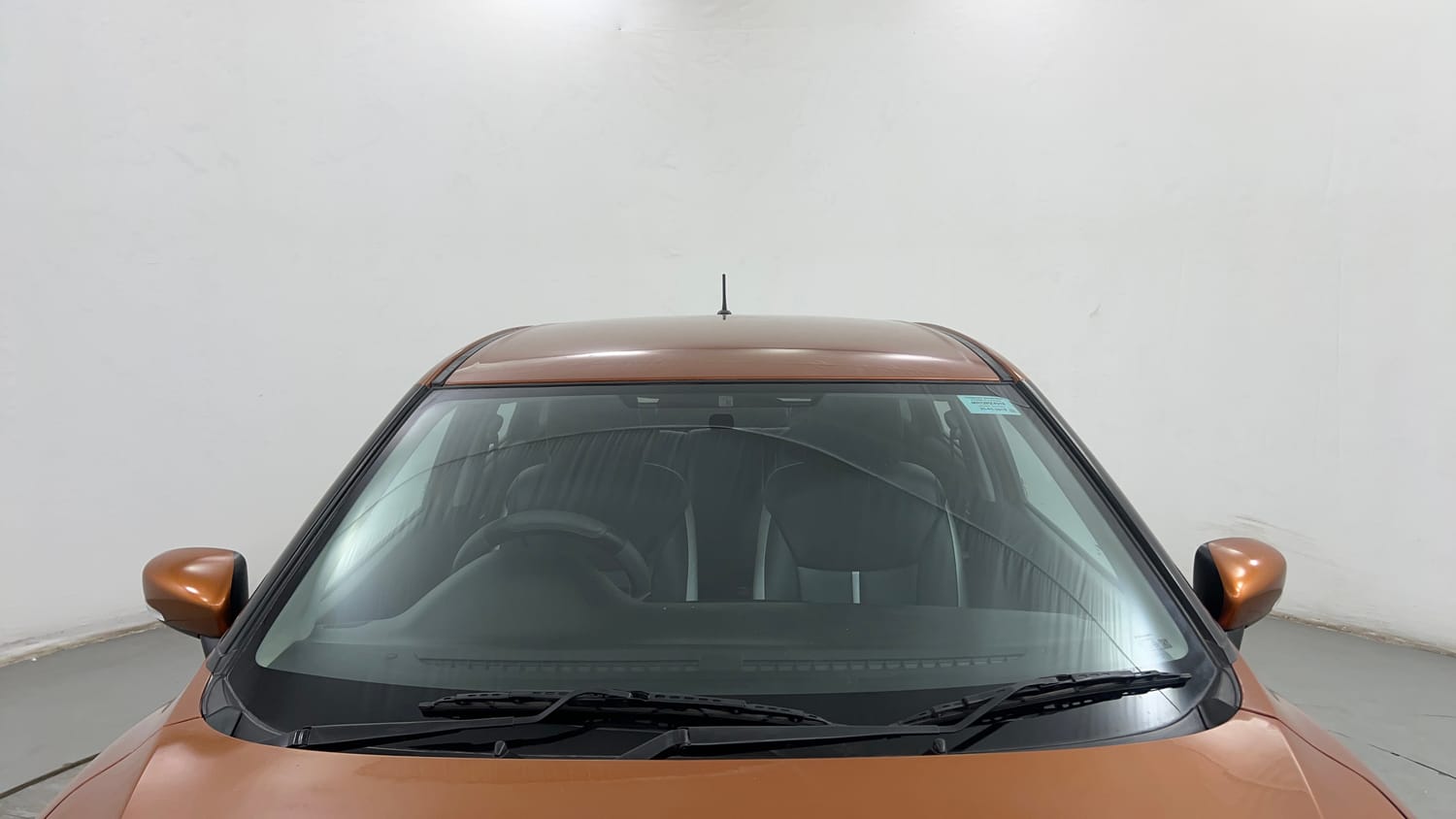 Used 2018 Maruti Suzuki Baleno Delta 1.2 Petrol Manual exterior FRONT WINDSHIELD VIEW