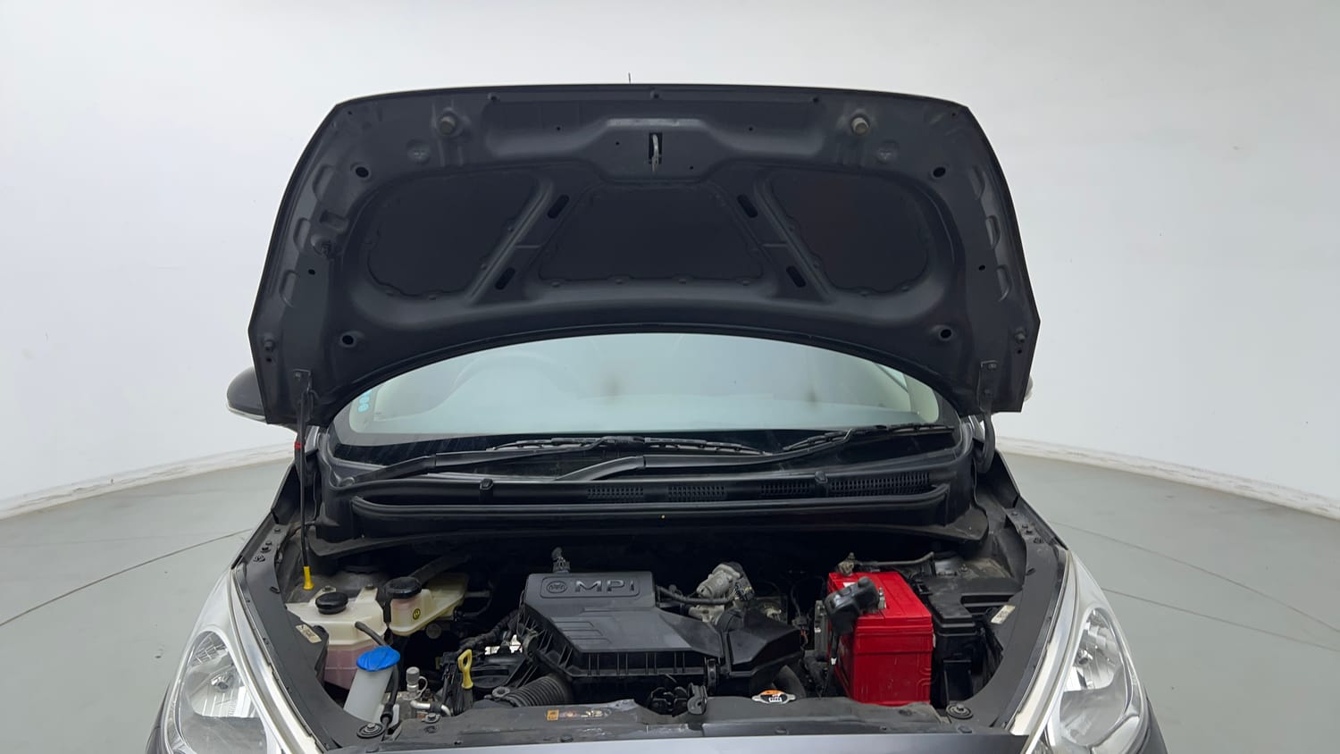 Used 2022 Hyundai Santro Sportz Petrol Manual engine ENGINE & BONNET OPEN FRONT VIEW