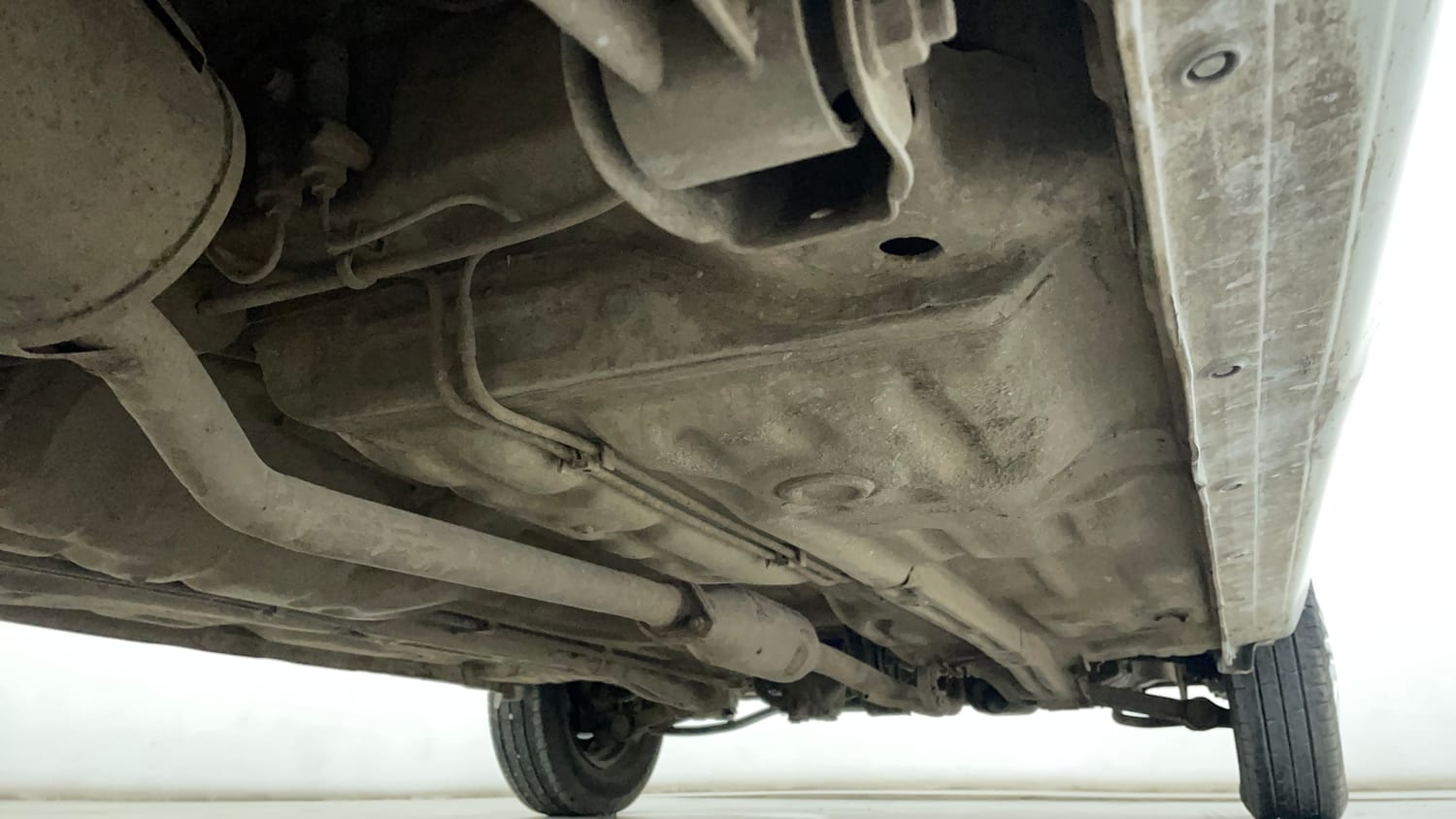 Used 2014 Maruti Suzuki Alto 800 Lxi Petrol Manual extra REAR RIGHT UNDERBODY VIEW