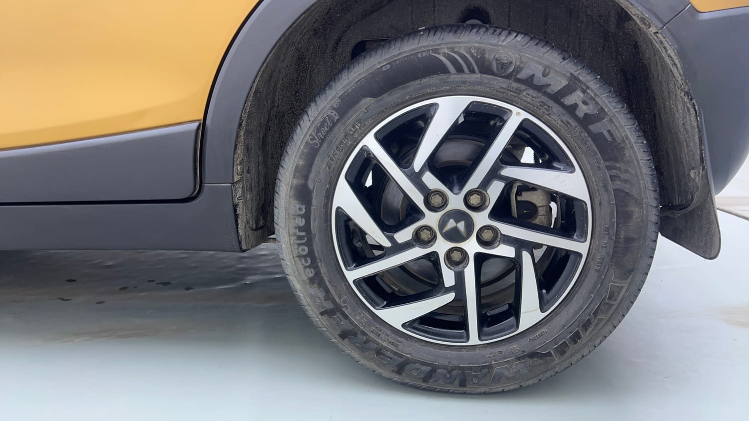 Used 2023 Mahindra XUV 300 TurboSport W8 Petrol Manual tyres LEFT REAR TYRE RIM VIEW
