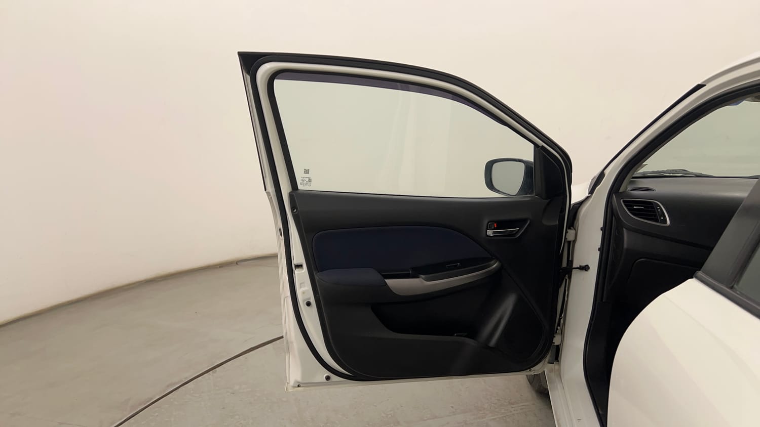 Used 2019 Maruti Suzuki Baleno Delta Petrol Manual interior LEFT FRONT DOOR OPEN VIEW