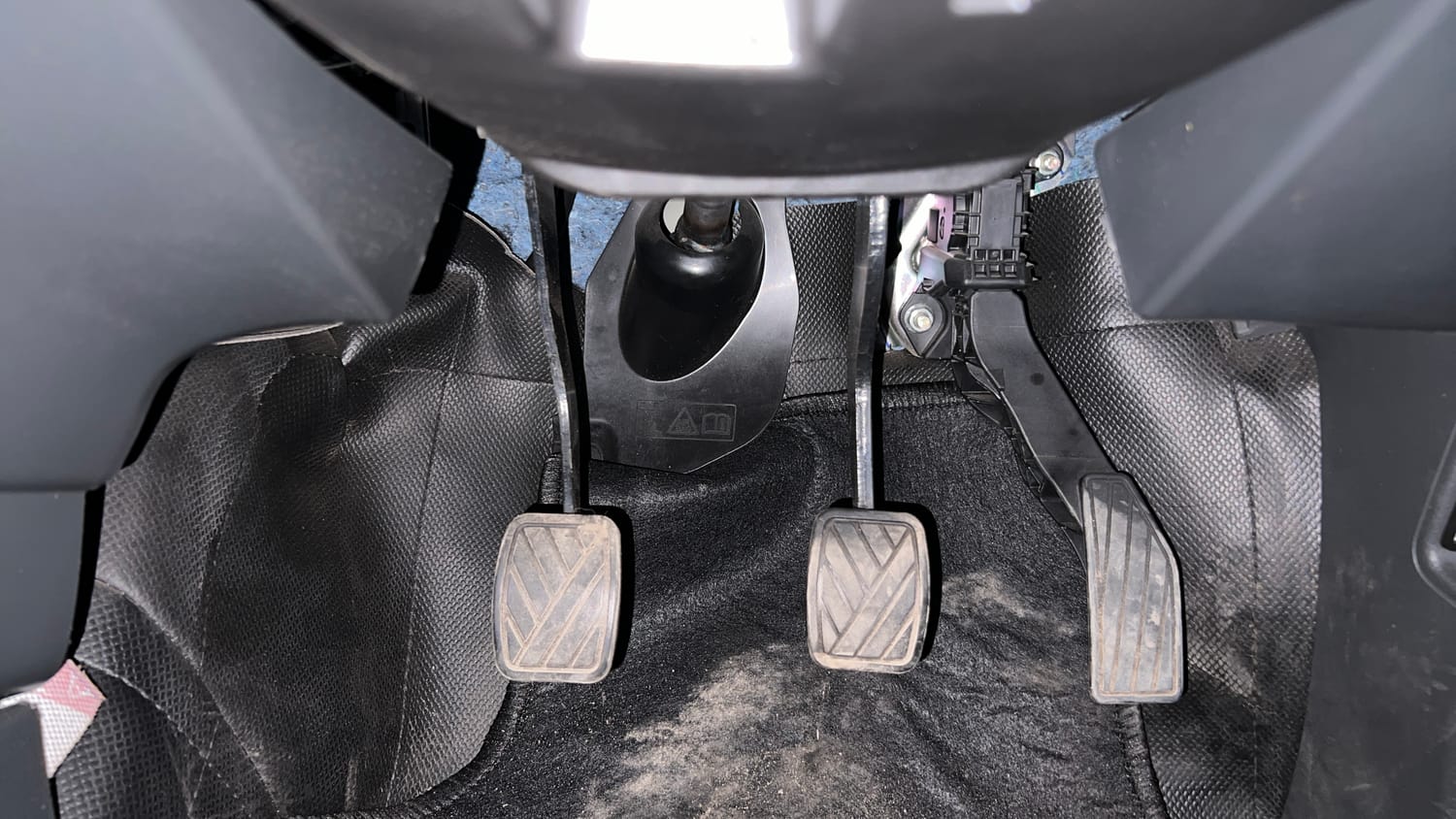 Used 2023 Maruti Suzuki Alto K10 VXi Petrol Manual interior PEDALS VIEW