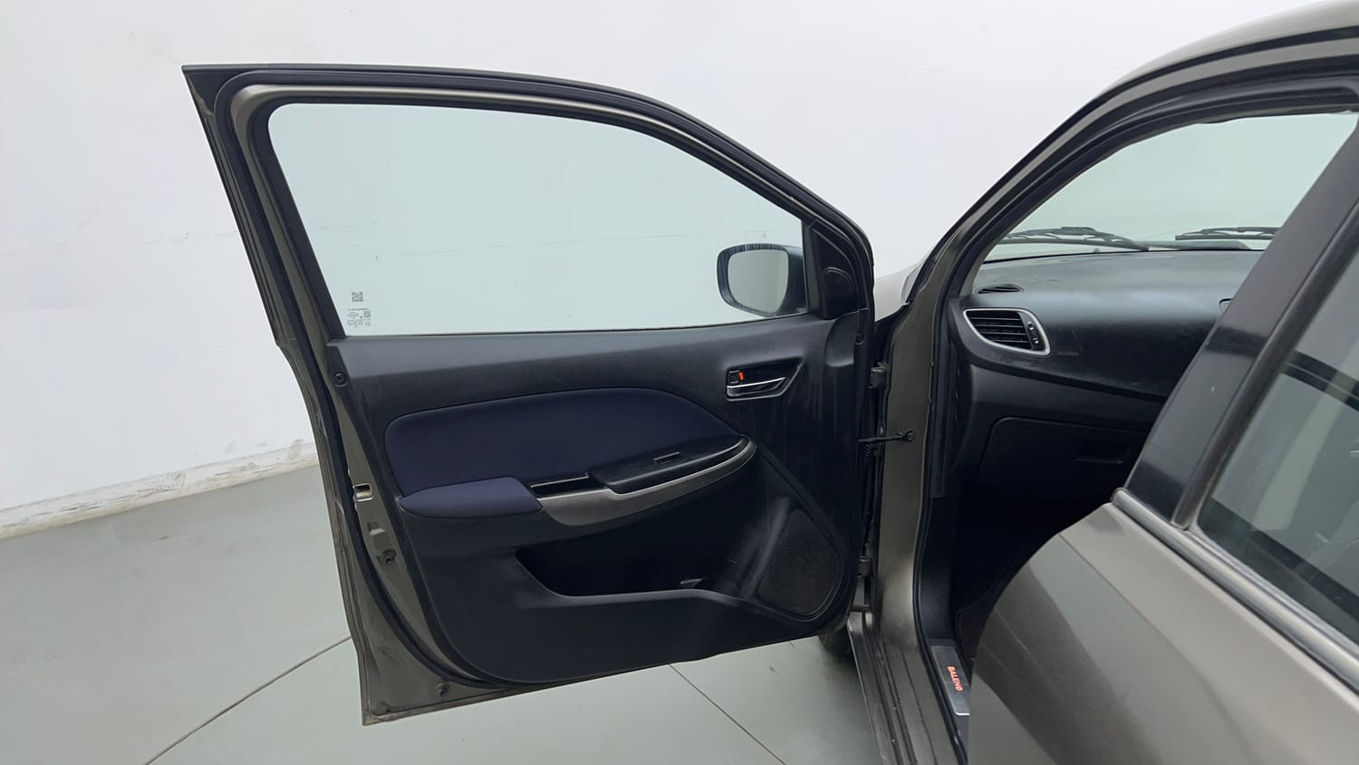 Used 2019 Maruti Suzuki Baleno Zeta Petrol Manual interior LEFT FRONT DOOR OPEN VIEW