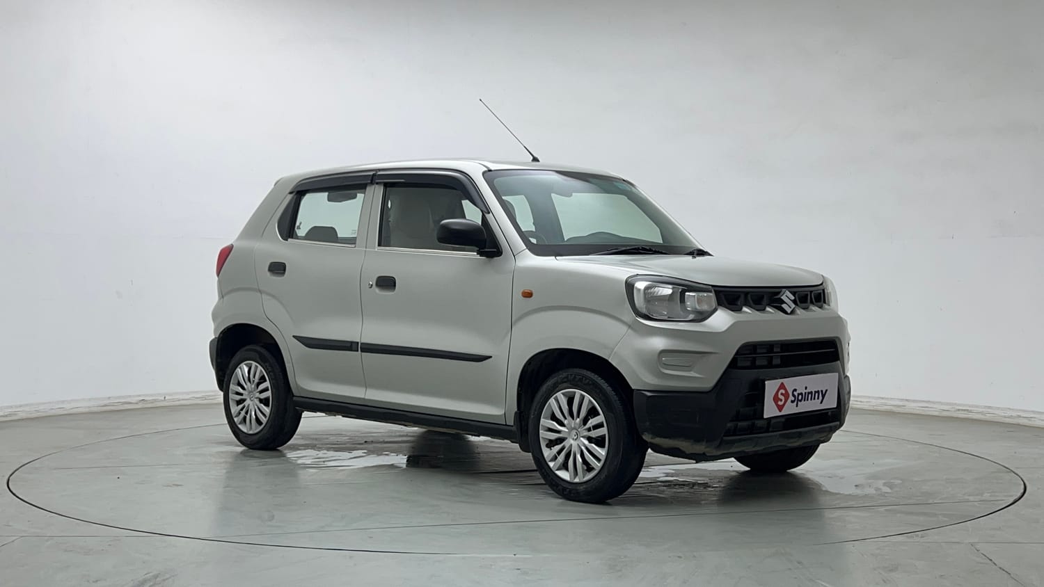 Used 2022 Maruti Suzuki S-Presso VXi (O) CNG Cng Manual exterior RIGHT FRONT CORNER VIEW