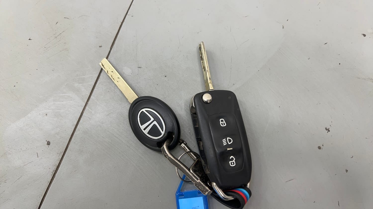 Used 2018 Tata Nexon XZ Diesel Diesel Manual extra CAR KEY VIEW