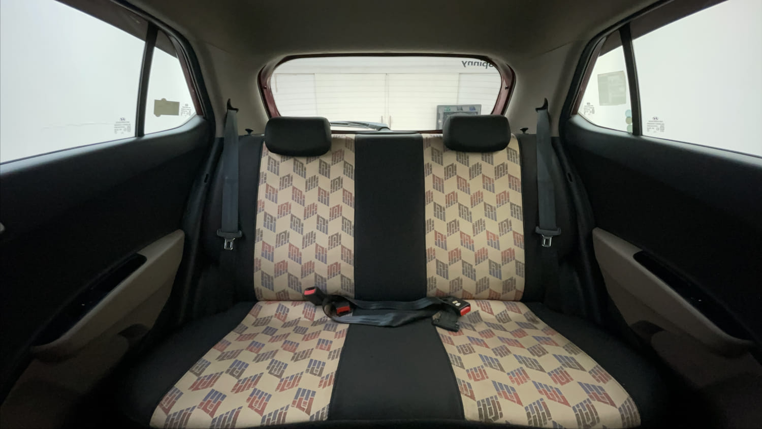 Used 2016 Hyundai Grand i10 Asta 1.2 Kappa VTVT Petrol Manual interior REAR SEAT CONDITION VIEW