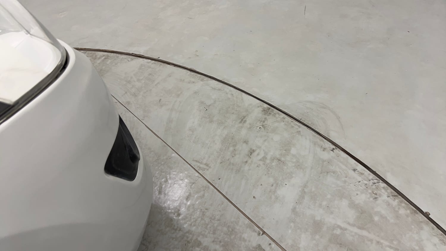 Used 2014 Maruti Suzuki Wagon R VXI Petrol Manual dents MINOR SCRATCH