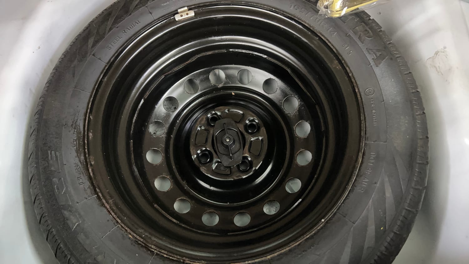 Used 2019 Maruti Suzuki Celerio X Zxi (O) AMT Petrol Automatic tyres SPARE TYRE VIEW