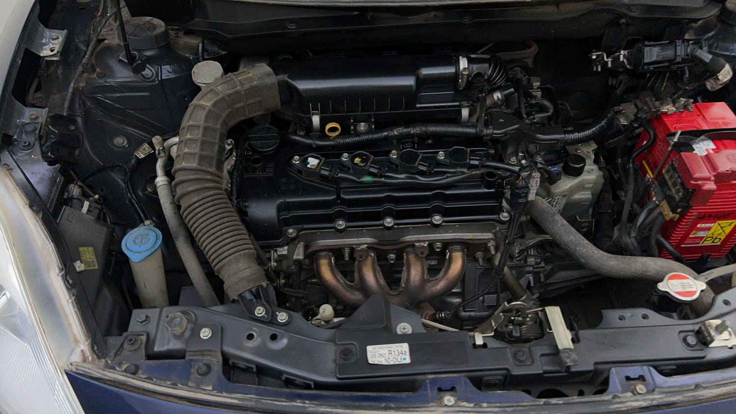 Used 2018 Maruti Suzuki Swift ZXi AMT Petrol Automatic engine ENGINE RIGHT SIDE VIEW