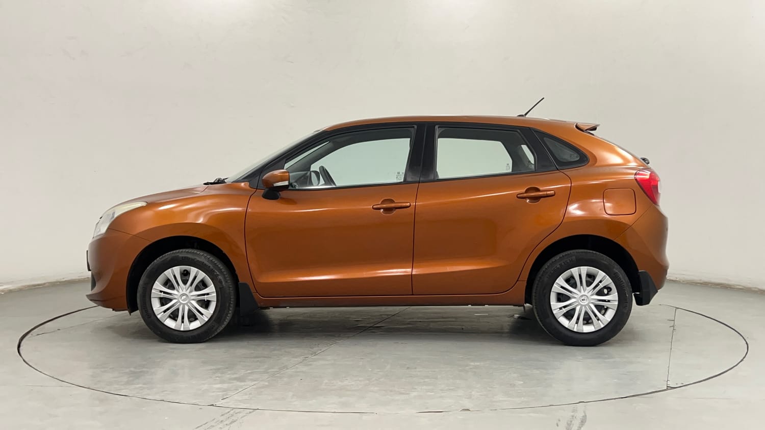 Used 2018 Maruti Suzuki Baleno Delta 1.2 Petrol Manual exterior LEFT SIDE VIEW