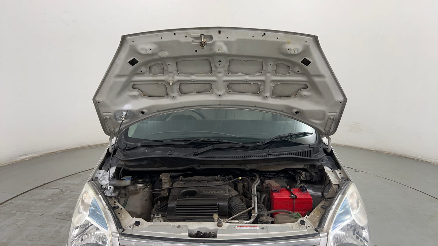 Used 2014 Maruti Suzuki Wagon R VXI Petrol Manual engine ENGINE & BONNET OPEN FRONT VIEW