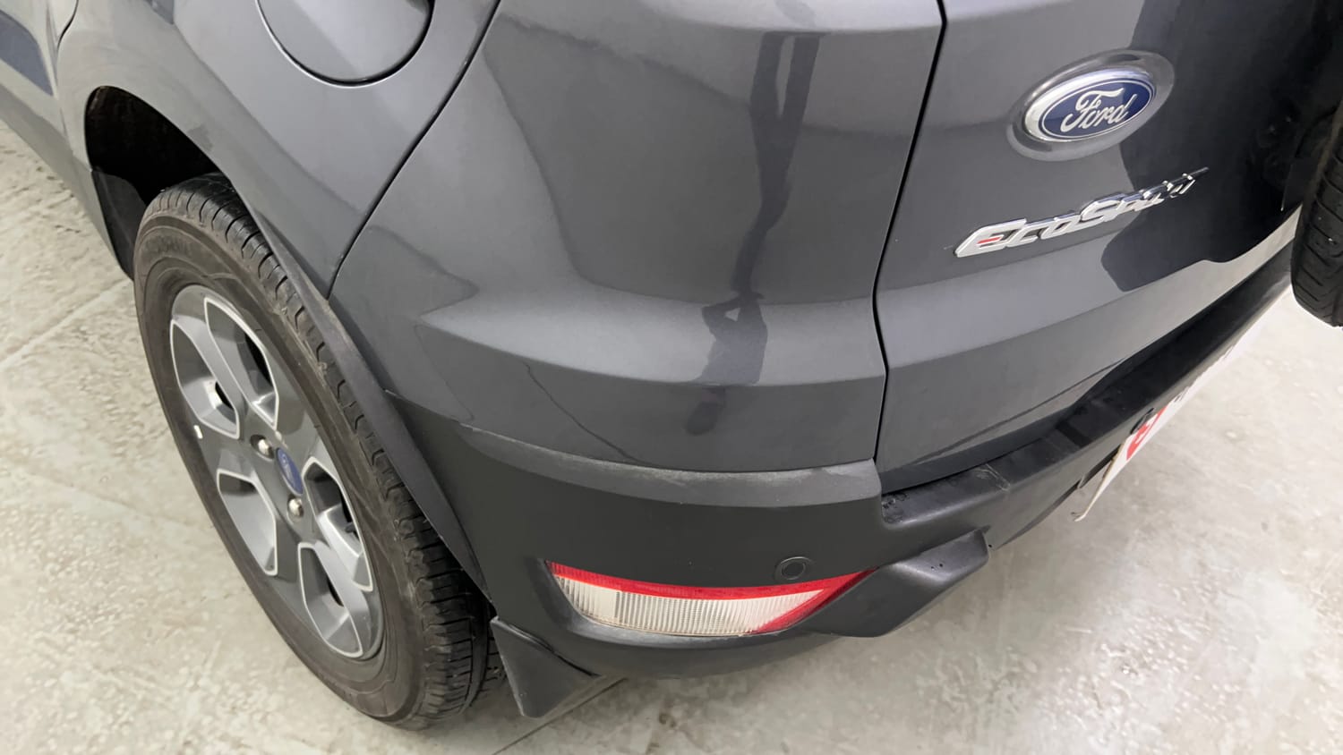 Used 2021 Ford EcoSport S MT 1.5 Ti-VCT Petrol Manual dents MINOR SCRATCH