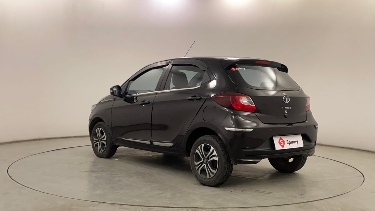 Used 2022 Tata Tiago XT CNG Cng Manual exterior LEFT REAR CORNER VIEW