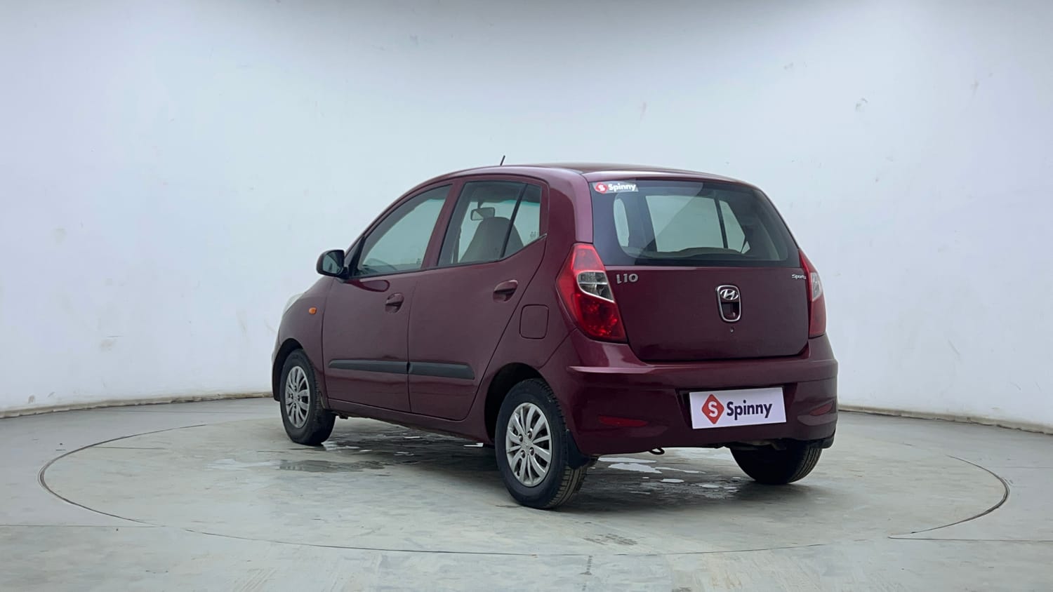 Used 2015 Hyundai i10 Sportz 1.1 iRDE2 Petrol Manual exterior LEFT REAR CORNER VIEW
