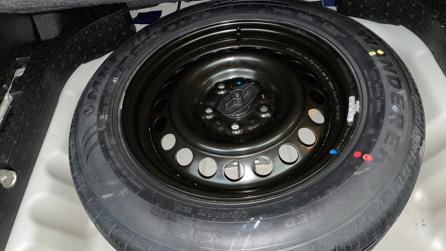 Used 2023 Maruti Suzuki Brezza ZXI AT Petrol Automatic tyres SPARE TYRE VIEW