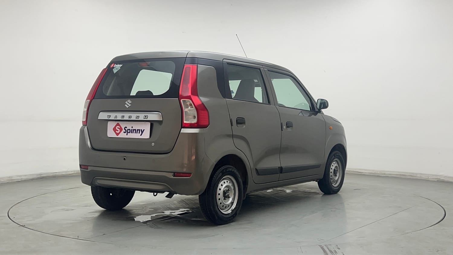 Used 2019 Maruti Suzuki Wagon R LXi 1.0 CNG Cng Manual exterior RIGHT REAR CORNER VIEW