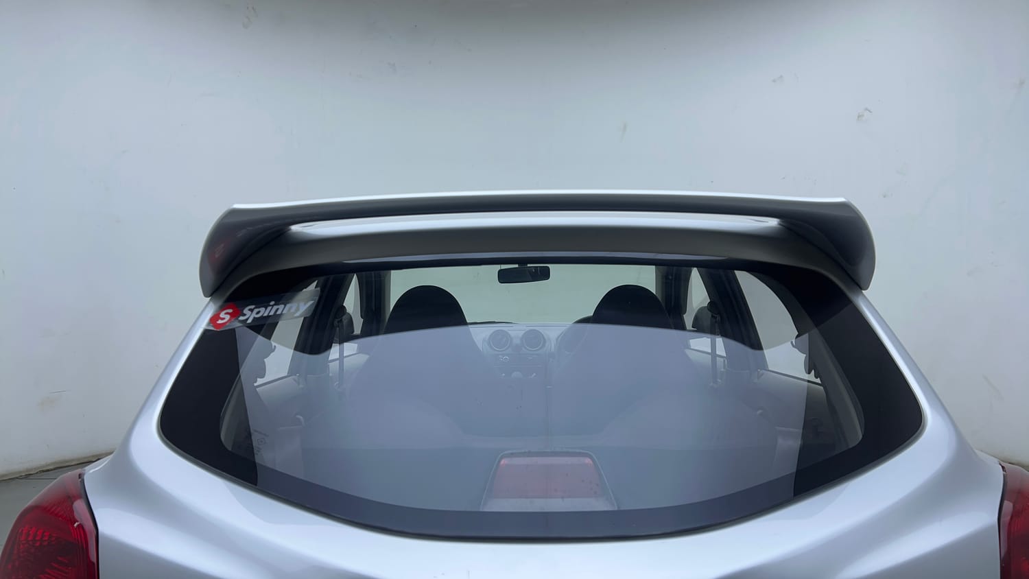 Used 2014 Datsun GO T Petrol Manual exterior BACK WINDSHIELD VIEW