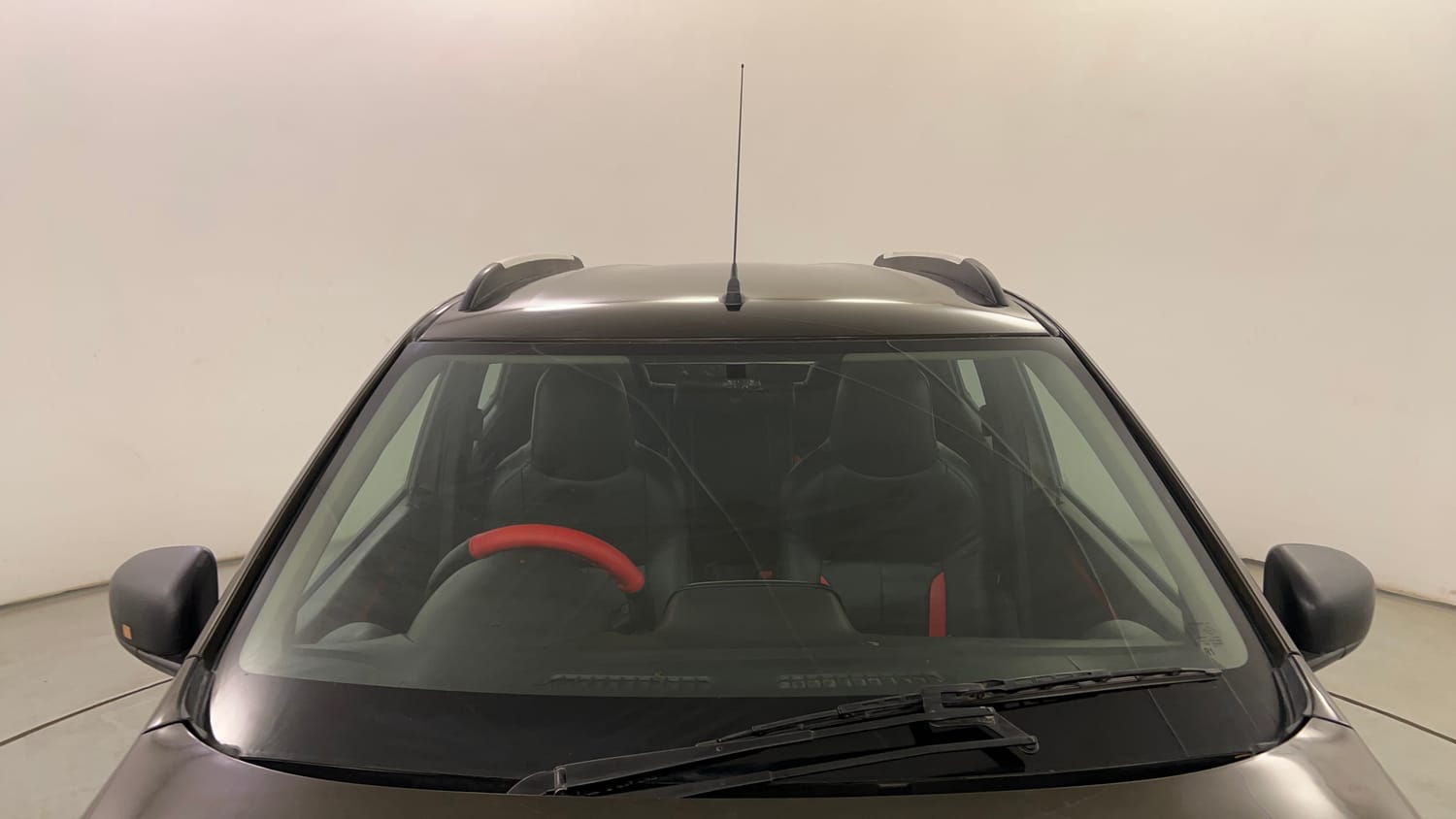Used 2017 Renault Kwid RXL Live For More Edition Petrol Manual exterior FRONT WINDSHIELD VIEW