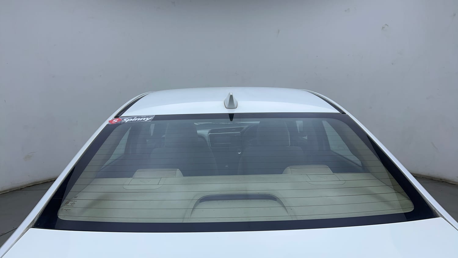 Used 2017 Honda City V Diesel Diesel Manual exterior BACK WINDSHIELD VIEW