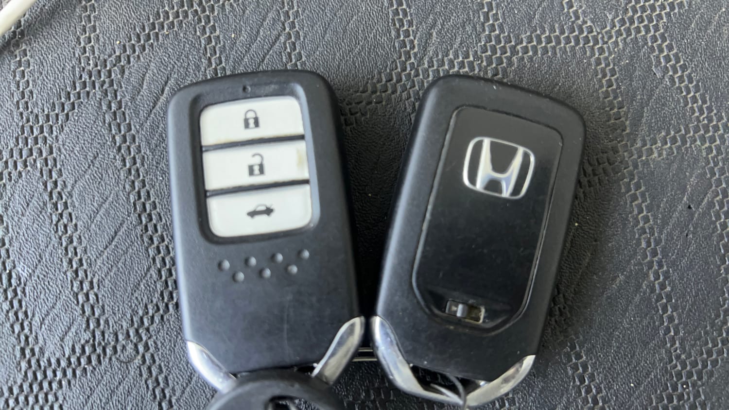 Used 2017 Honda City V Diesel Diesel Manual extra CAR KEY VIEW